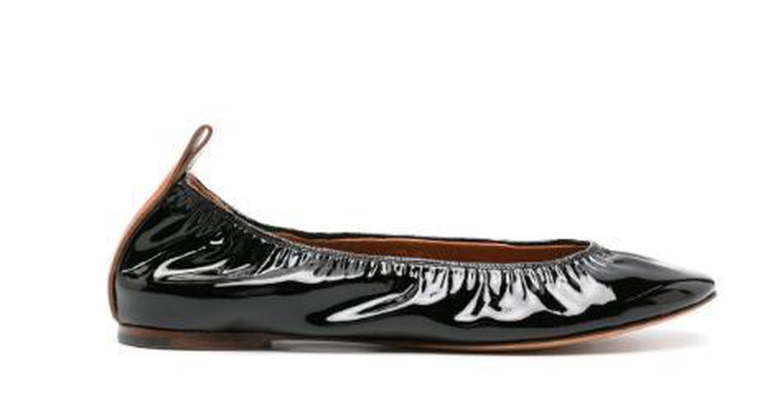 patent leather ballerina shoes