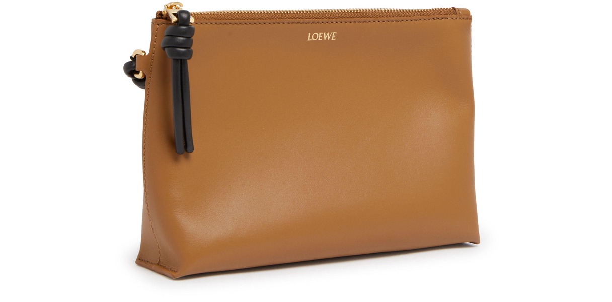 Knot T Pouch in shiny nappa calf leather