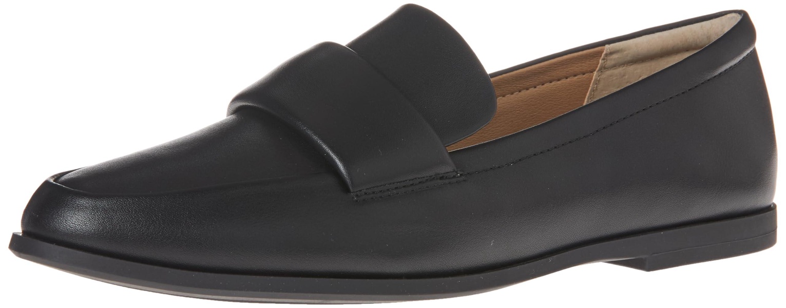 Amazon Essentials Women's Soft Moccasins Toe Loafer