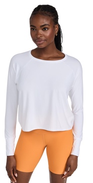 Featherweight Daydreamer Pullover