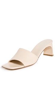 Jeanie Nappa Leather Creamy Sandals