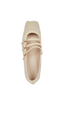 mary jane square toe sandal in crema