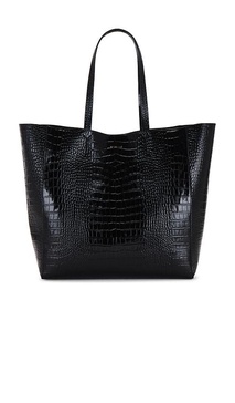 Elly Tote