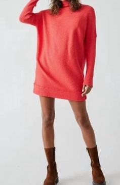 casey tunic sweater in fiery red