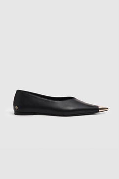 Nina Flats With Metal Toe Cap - Black