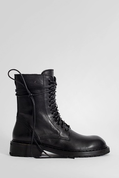 laced up combat boots