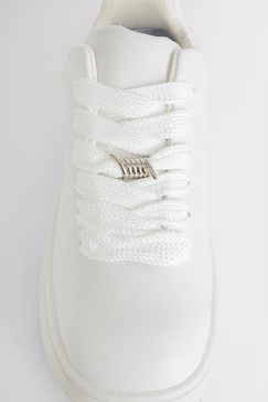 BURBERRY 24SS White Men's Sneakers - Trendy and Comfortable