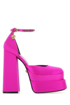 'Aevitas' Fuchsia Pumps with Medusa Charm and Platform in Silk Blend Woman