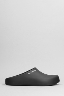 Balenciaga Pool Closed Slide Slipper-Mule