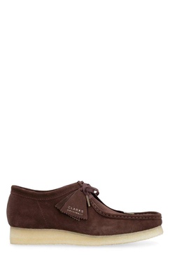 Clarks Wallabee Round Toe Lace-Up Boots