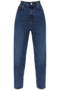 tapered jeans