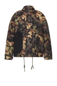 Multi-Pocket Camouflage Quilted Jumper