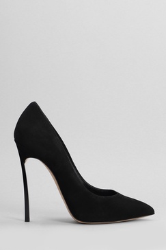 Blade Pumps In Black Suede