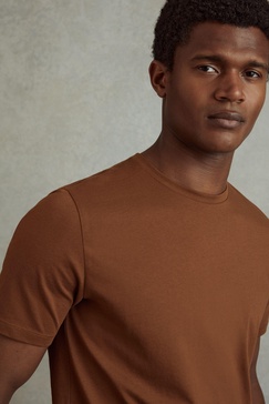 Crew Neck T-Shirt in Mocha Brown