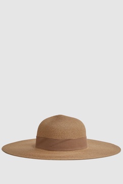 Wide Brim Raffia Hat in Natural