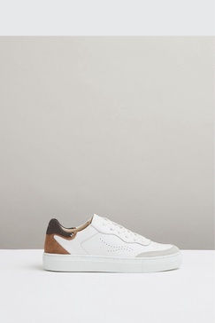 Leather Contrast Detail Trainers in Chocolate/White