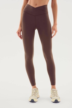 mia rigor 7/8 legging in dark chocolate