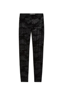 girl's pattern skinny pant in camo