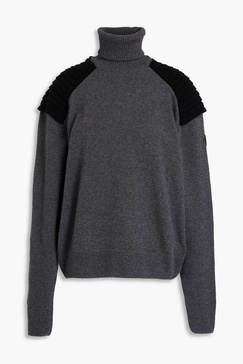 Two-tone wool and cashmere-blend turtleneck sweater