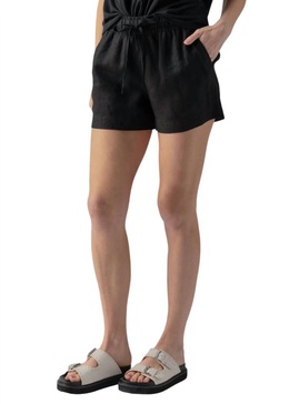 always linen short in black