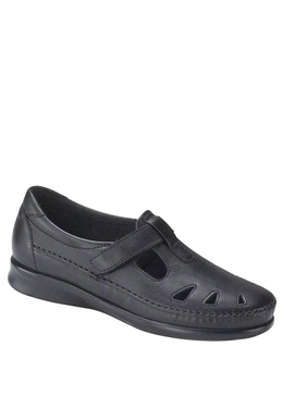 roamer slip on loafer - narrow in black