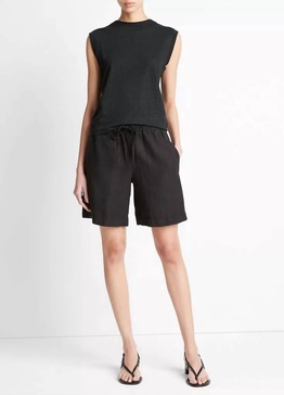 hemp pull-on short in black