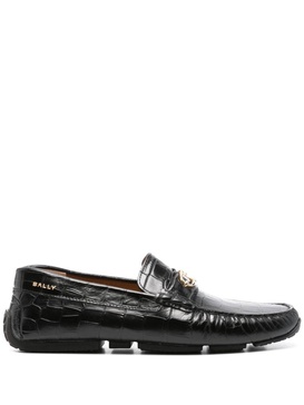 embossed crocodile-effect loafers