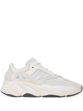 Yeezy Boost 700 Analog sneakers