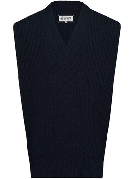 V-neck knitted vest