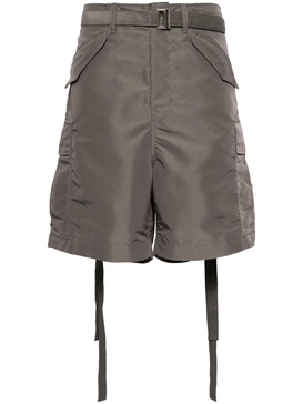 belted cargo shorts 