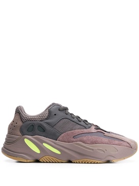 Boost 700 "Mauve" sneakers