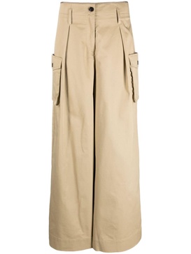 wide-leg cargo trousers