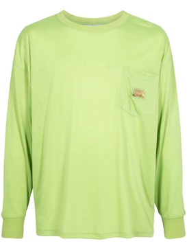 lightweight pocket T-shirt