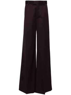 straight-leg trousers