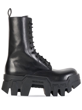 Women's Bulldozer Lace-up Boot in Black