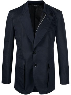 zipped-up single-breasted blazer