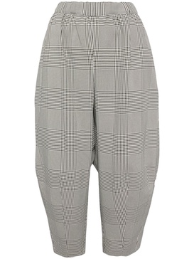 houndstooth tapered trousers