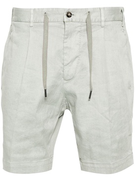 pleated chino shorts