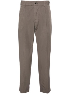 mid-rise tapered trousers