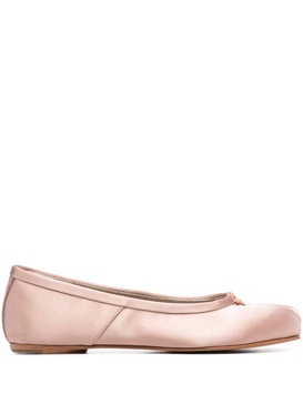 Tabi satin ballerina shoes