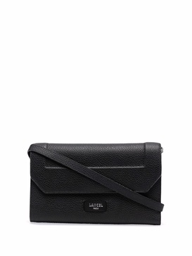 detachable-strap shoulder bag