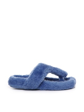 Comfortable Shearling Sandal