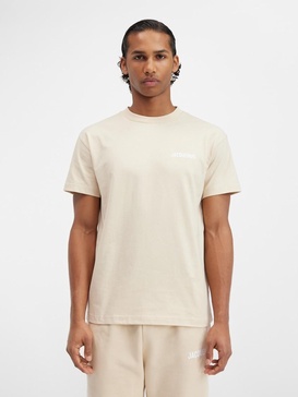 The Jacquemus t-shirt