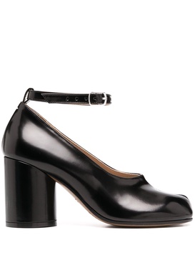 MAISON MARGIELA Women's Black Dress Shoes for the 2024 Season