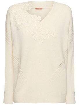 Embroidered knit v-neck sweater