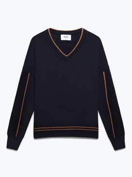 men's clarence v neck jumper in navy