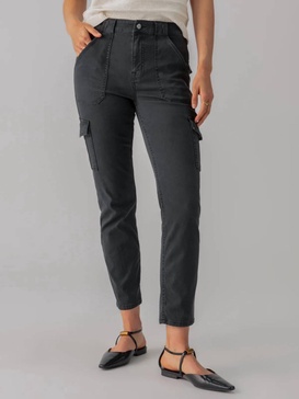 sculpted hayden cargo pants in black