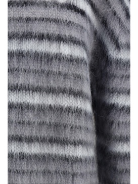 ROUNDNECK SWEATER