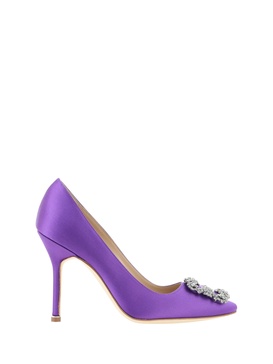 Manolo Blahnik Women Hangisi Pumps