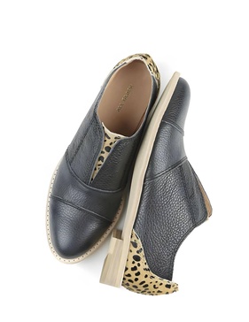 women's colorful cowman oxford in black leopard